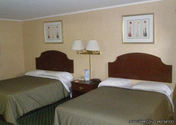 Hyannis Host Inn Pokój zdjęcie