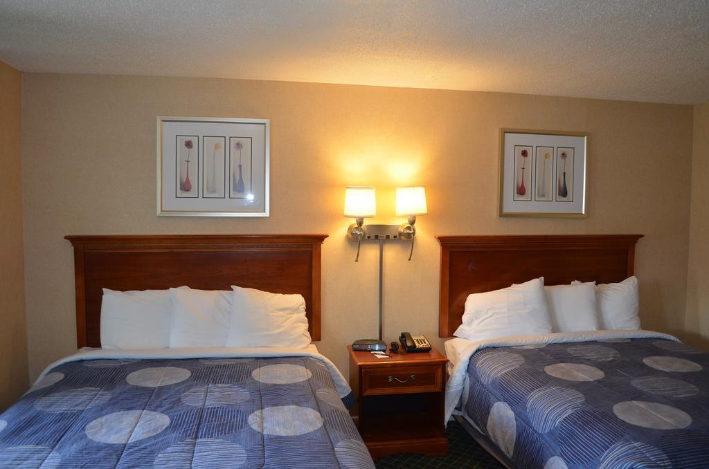 Hyannis Host Inn Zewnętrze zdjęcie